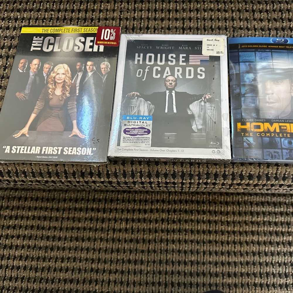 4 Brand new Blu-Ray dvd First Seasons- Homeland House of Cards The Closer - new!